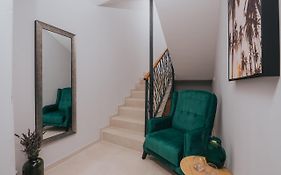 Apartments Virgine Maria I